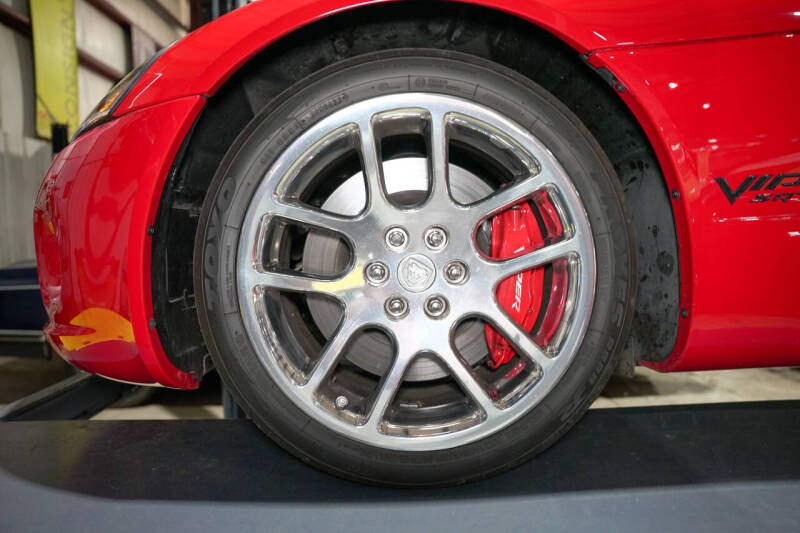 2004 Dodge Viper SRT-10