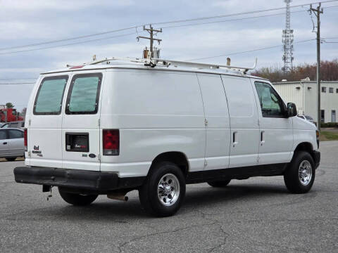 2011 Ford E-Series E-150