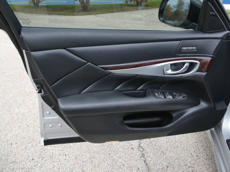 2019 Infiniti Q70 3.7 Luxe