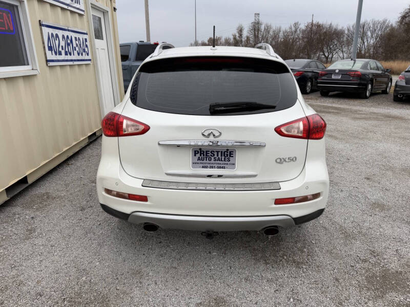 2016 Infiniti QX50 photo 4