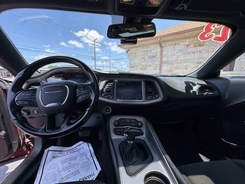 2023 Dodge Challenger SXT