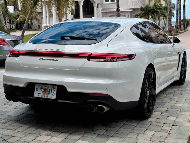 2015 Porsche Panamera S E-Hybrid