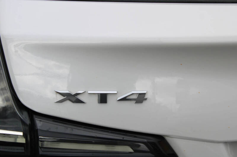 2022 Cadillac XT4 Sport