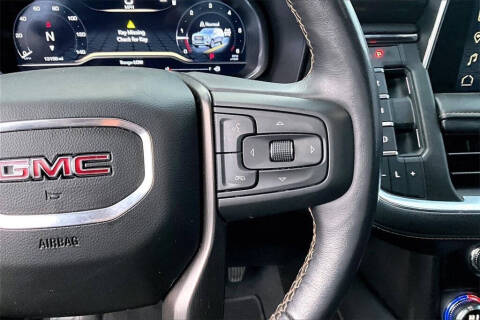 2023 GMC Yukon XL AT4