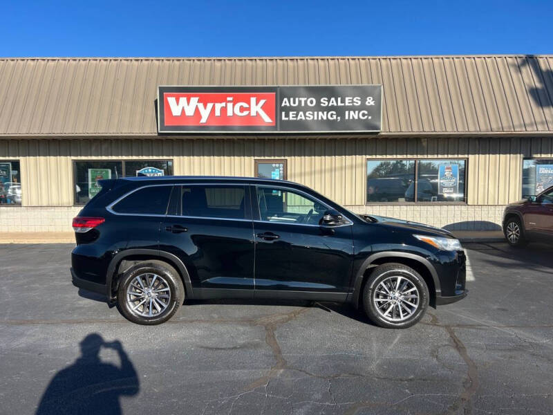 2019 Toyota Highlander SE