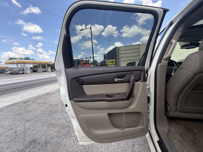 2014 GMC Acadia Denali