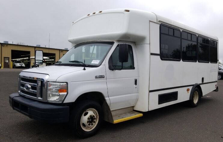 2014 Ford E-Series Chassis for sale at Allied Fleet Sales in Saint Louis MO