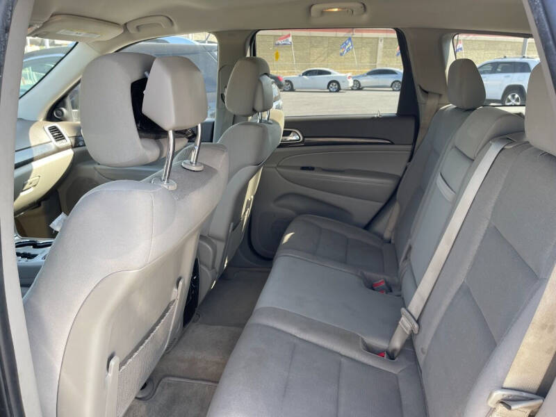 2012 Jeep Grand Cherokee Laredo