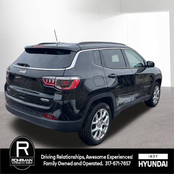 2022 Jeep Compass Latitude Lux