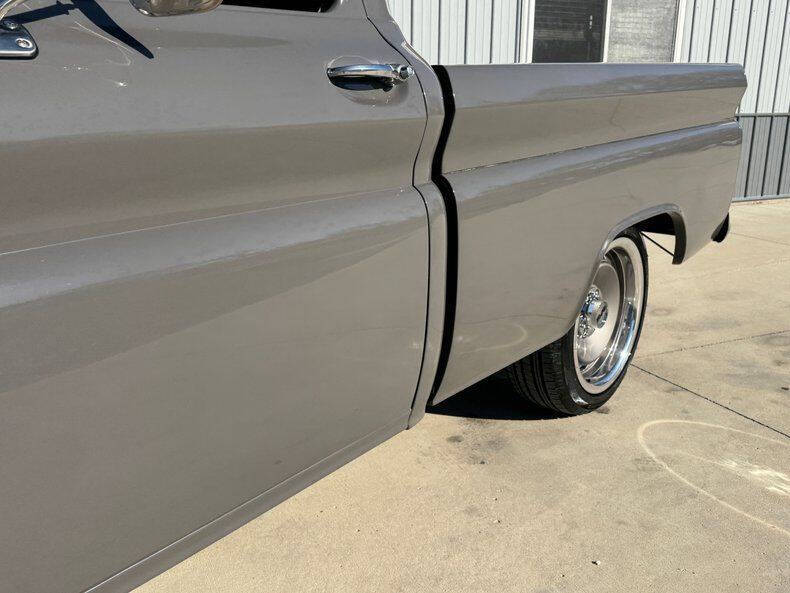 1961 Chevrolet Apache