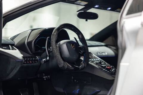 2016 Lamborghini Aventador LP 750-4 SV