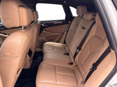 2020 Porsche Macan S