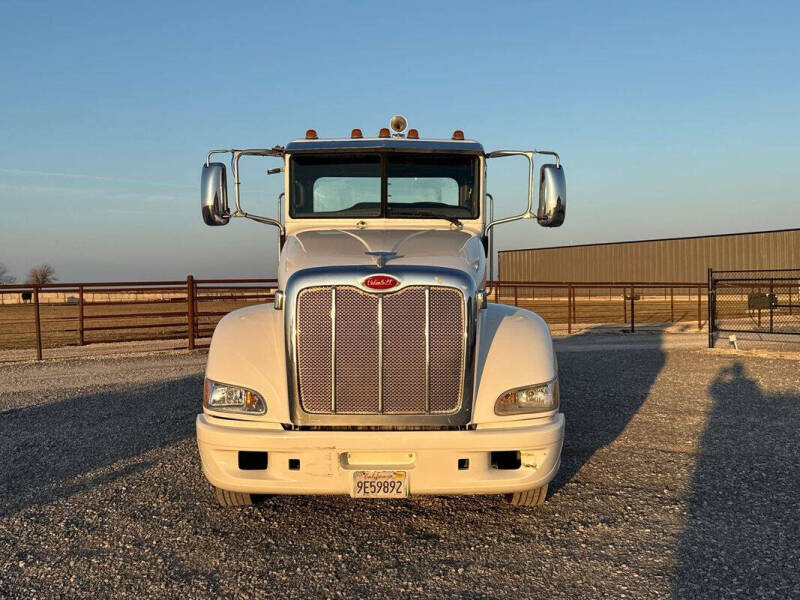 2012 Peterbilt 386