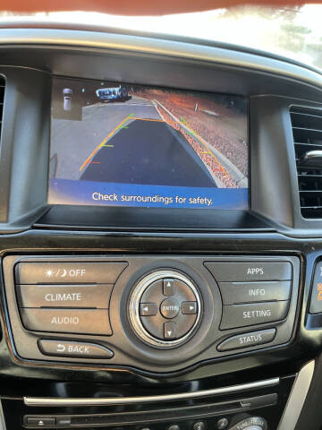 2017 Nissan Pathfinder S