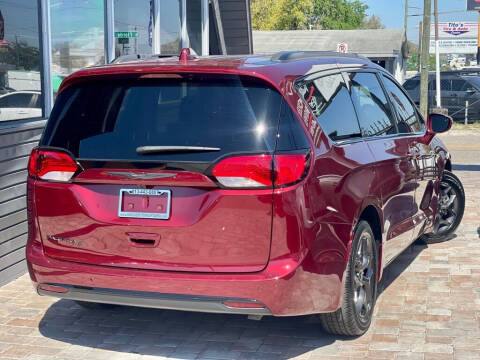 2018 Chrysler Pacifica Touring L
