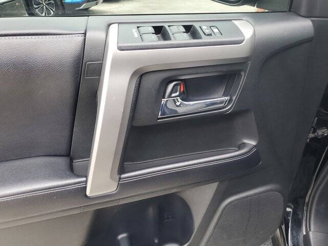 2017 Toyota 4Runner SR5