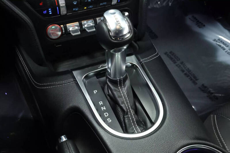 2022 Ford Mustang Mach 1