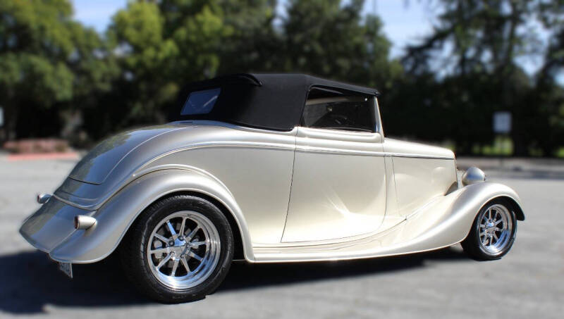 1934 Ford Cabriolet