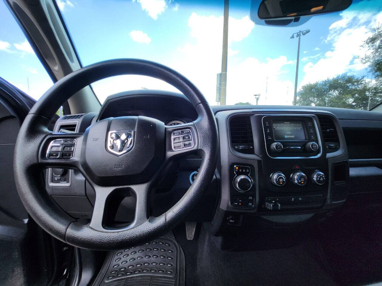 2017 RAM 1500 Pickup - $19,995