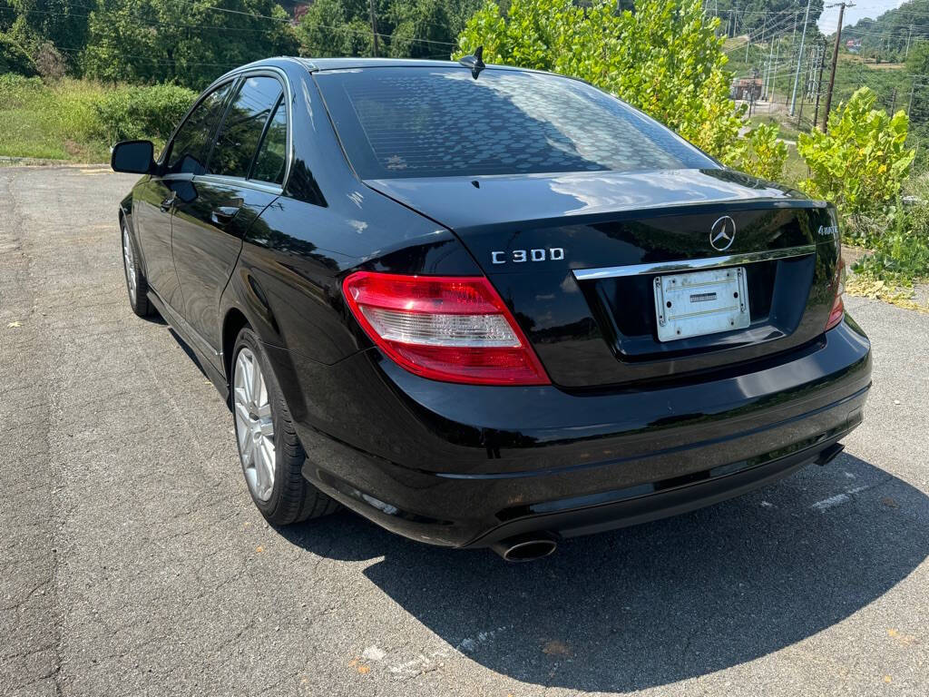 2009 Mercedes-Benz C-Class for sale at Car ConneXion Inc in Knoxville, TN