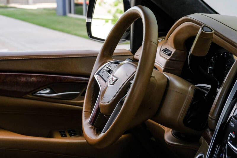 2017 Cadillac Escalade ESV Platinum