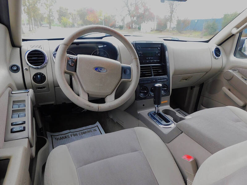 2007 Ford Explorer XLT