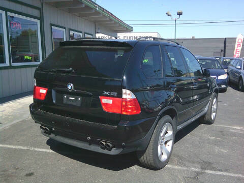 2005 BMW X5 4.4i