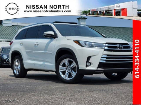 2017 Toyota Highlander for sale at Auto Center of Columbus in Columbus OH