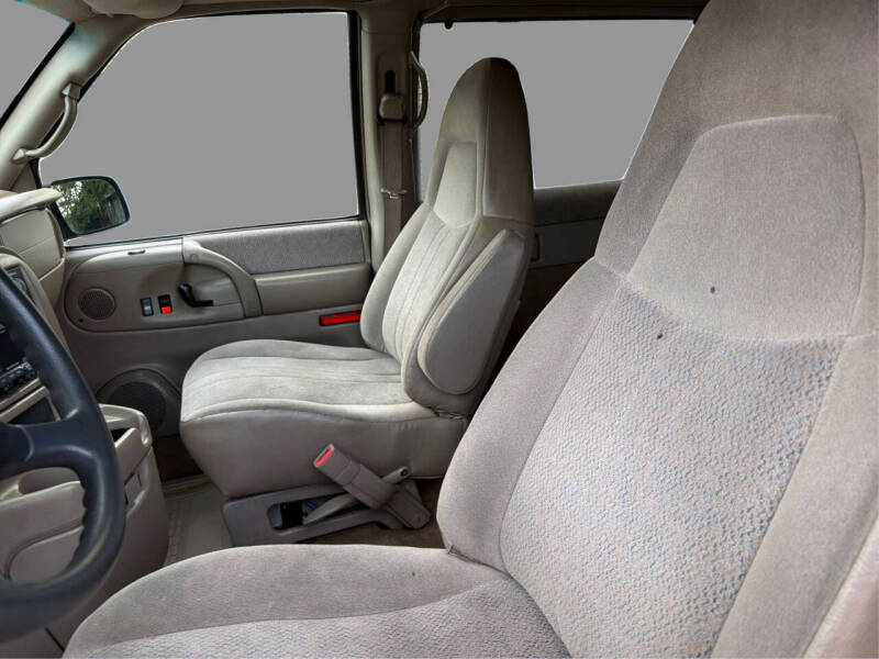 2003 Chevrolet Astro