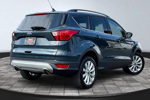 2019 Ford Escape SEL
