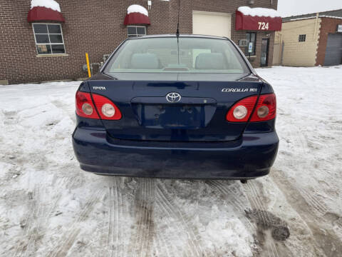 2005 Toyota Corolla LE
