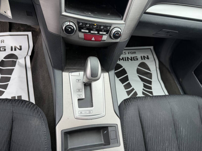 2011 Subaru Outback 2.5i