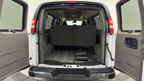 2024 Chevrolet Express LT 3500