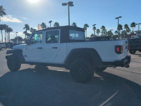 2024 Jeep Gladiator Sport