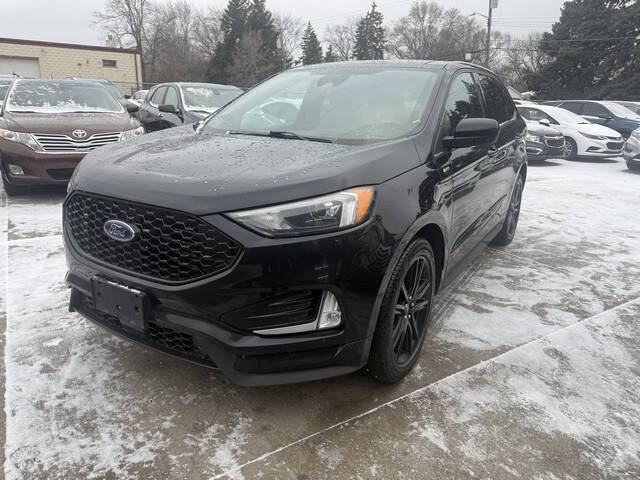 2021 Ford Edge's photo