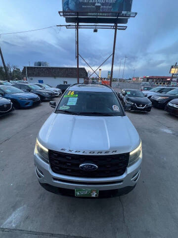 2016 Ford Explorer Sport