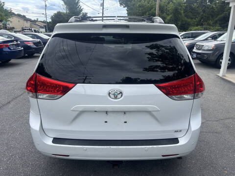 2013 Toyota Sienna Limited 7-Passenger