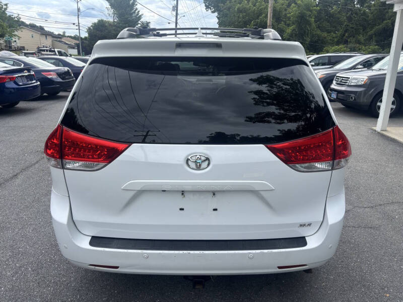 2013 Toyota Sienna Limited 7-Passenger