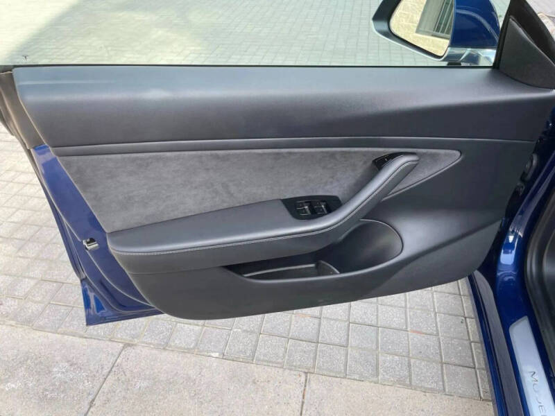 2019 Tesla Model 3 Mid Range