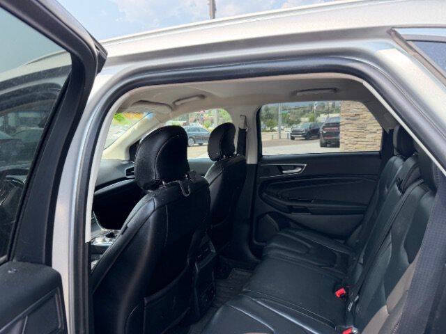 2019 Ford Edge Titanium