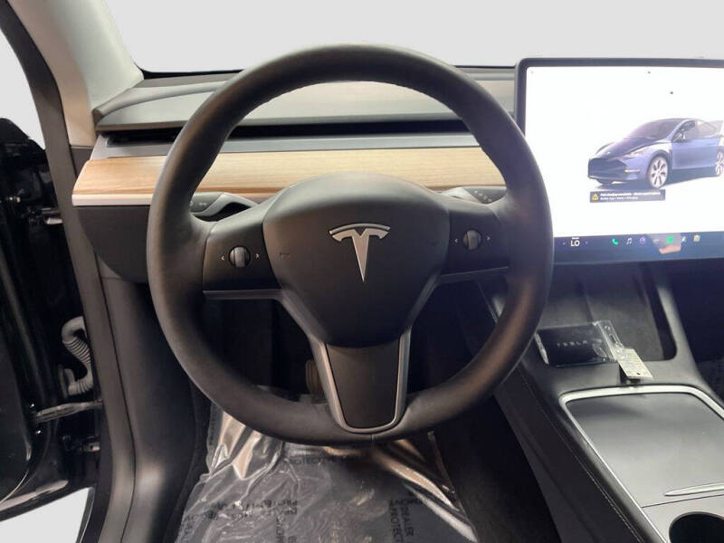 2024 Tesla Model Y Long Range
