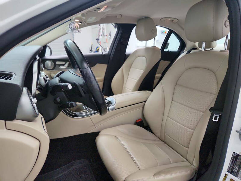 2016 Mercedes-Benz C-Class