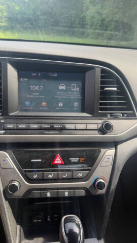 2018 Hyundai Elantra