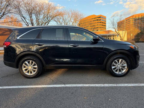 2016 Kia Sorento LX
