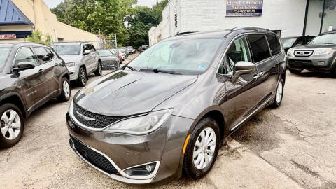 2018 Chrysler Pacifica Touring L