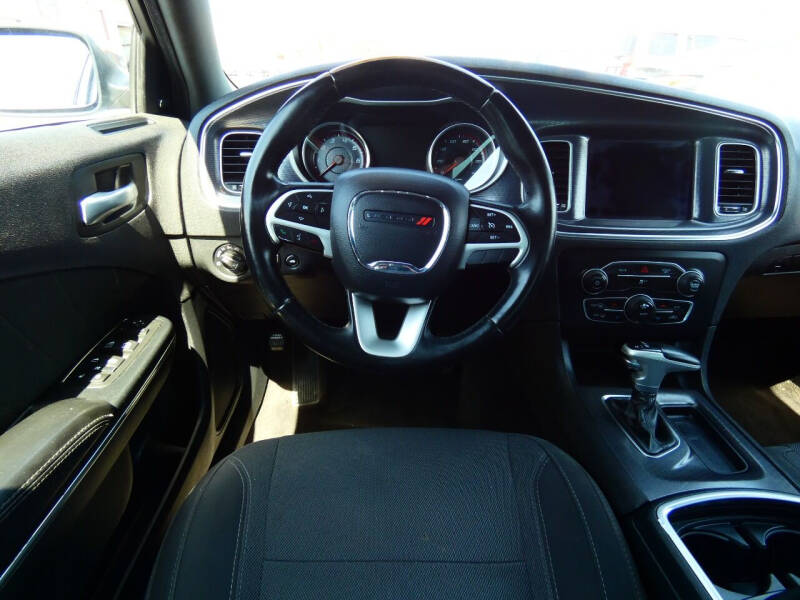 2017 Dodge Charger SXT