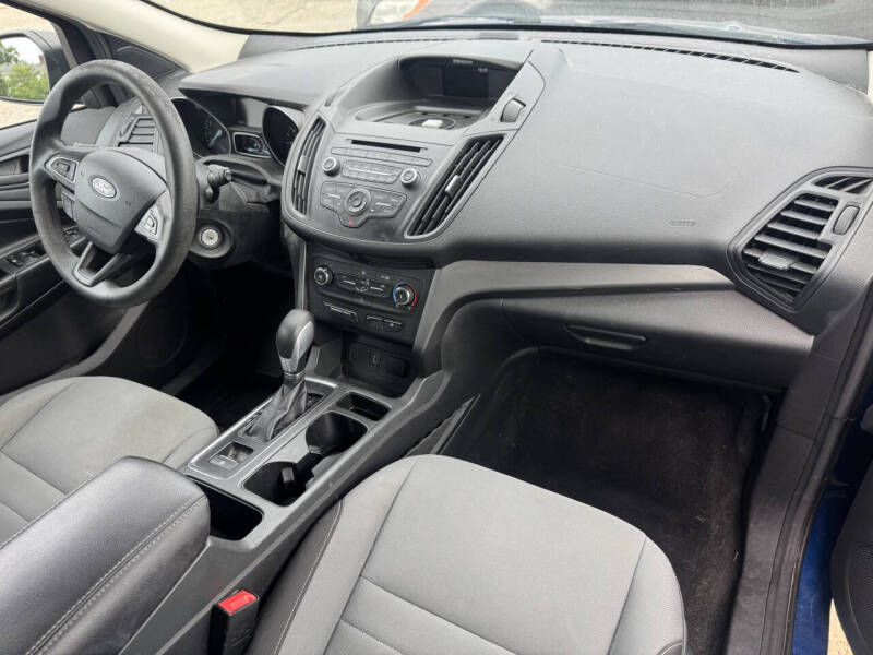 2017 Ford Escape S