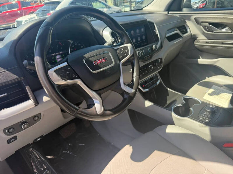 2022 GMC Terrain SLT
