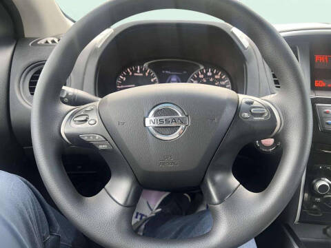 2014 Nissan Pathfinder S