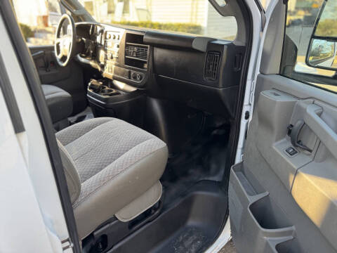 2017 Chevrolet Express 3500